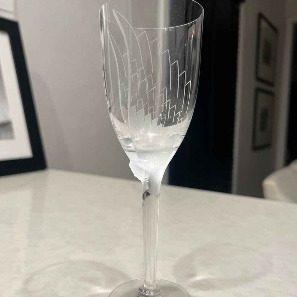 LaLique Crystal Ange de Reims champagne glass